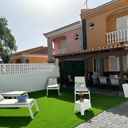 Dom wakacyjny Caletillas *